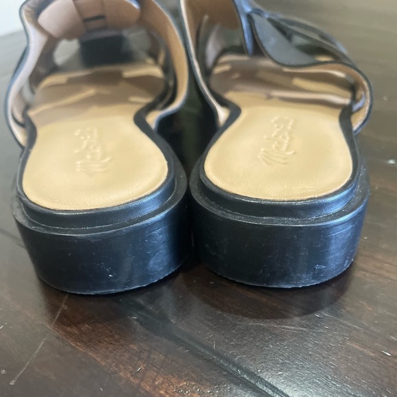 Madewell The Dixson Fisherman Mule - Picture 12 of 15